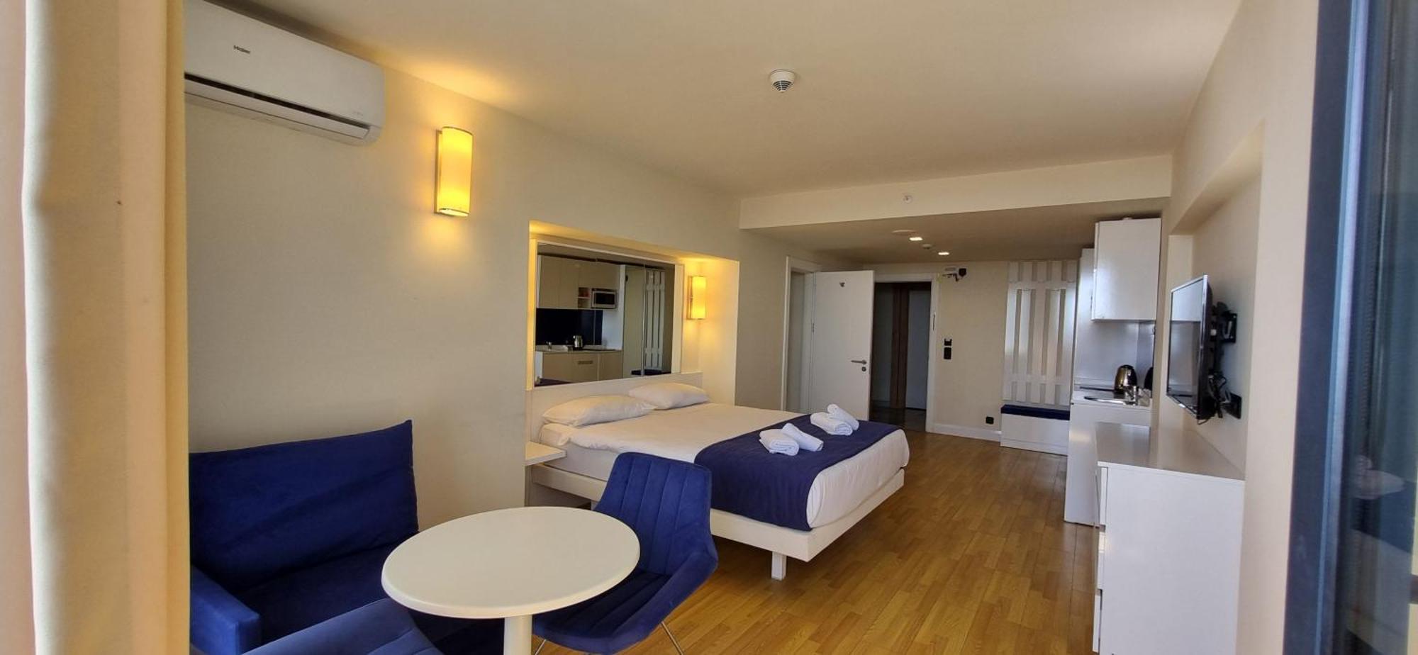 Sea View Apartments In Orbi City Batoumi Extérieur photo