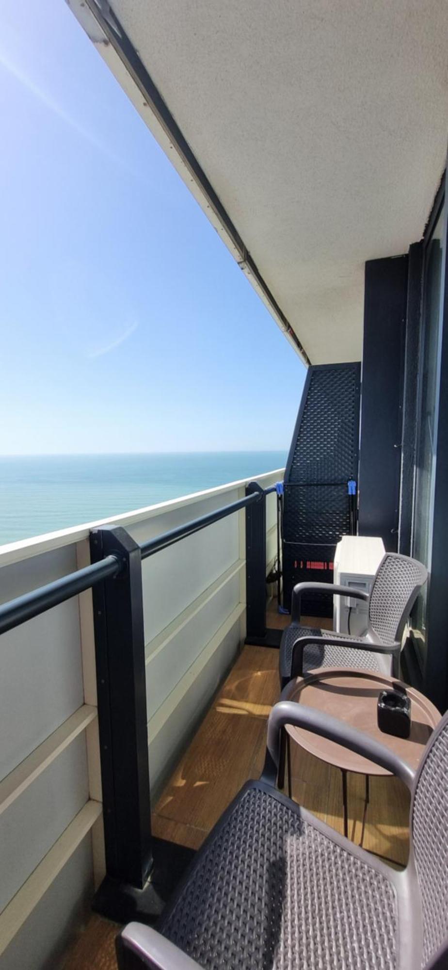 Sea View Apartments In Orbi City Batoumi Extérieur photo